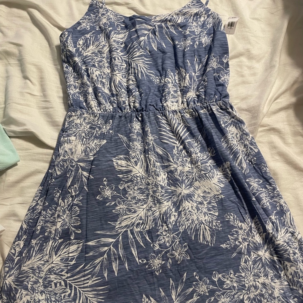 Women’s size L Dress- brand new with tags